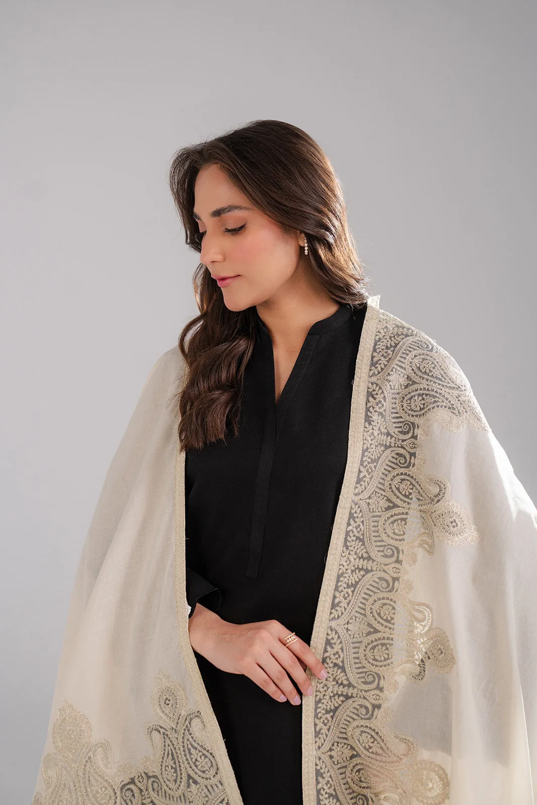 1 Piece Lawn Embroidered (CH0011)