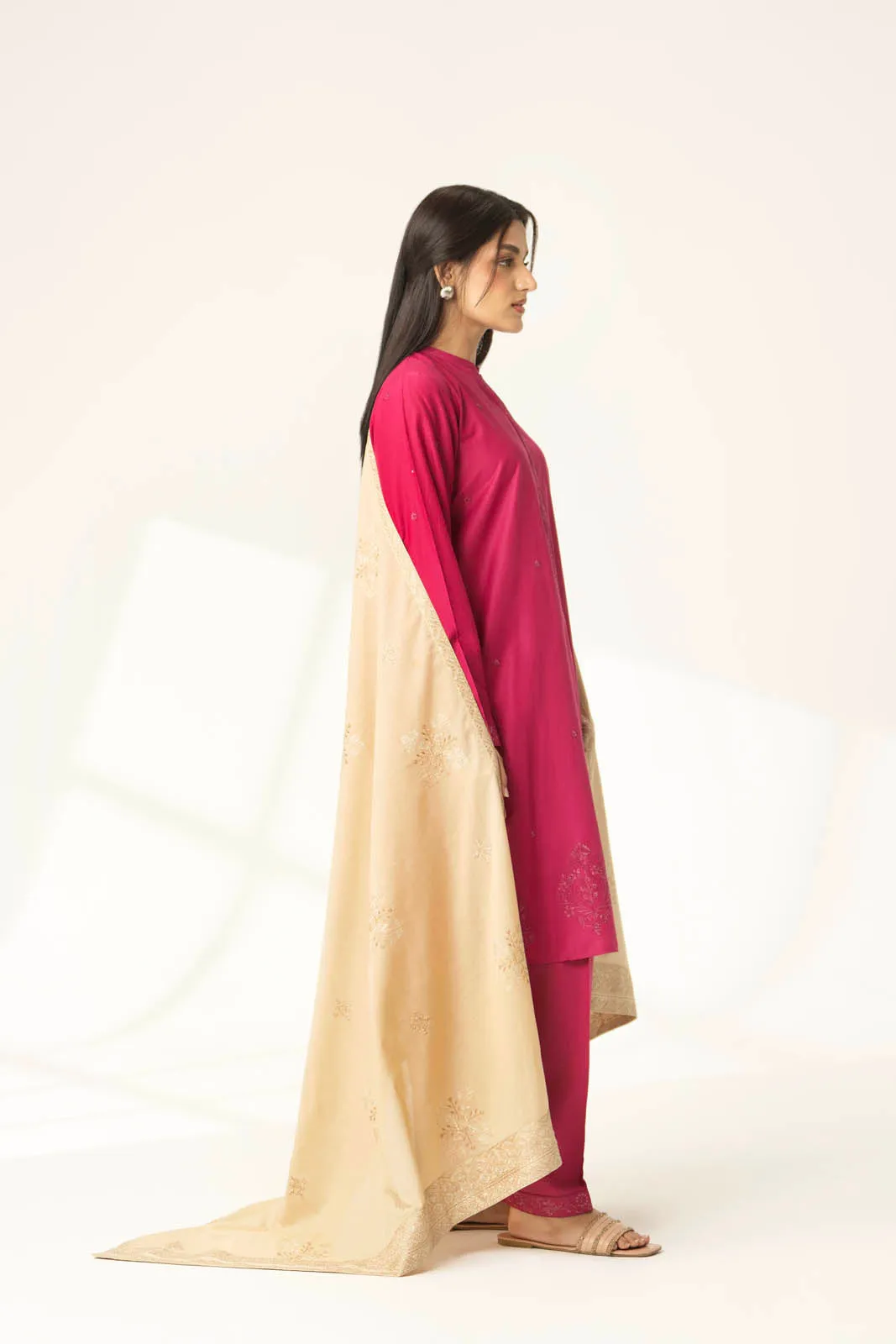 1 Piece Lawn Embroidered Shawl (CH0003)