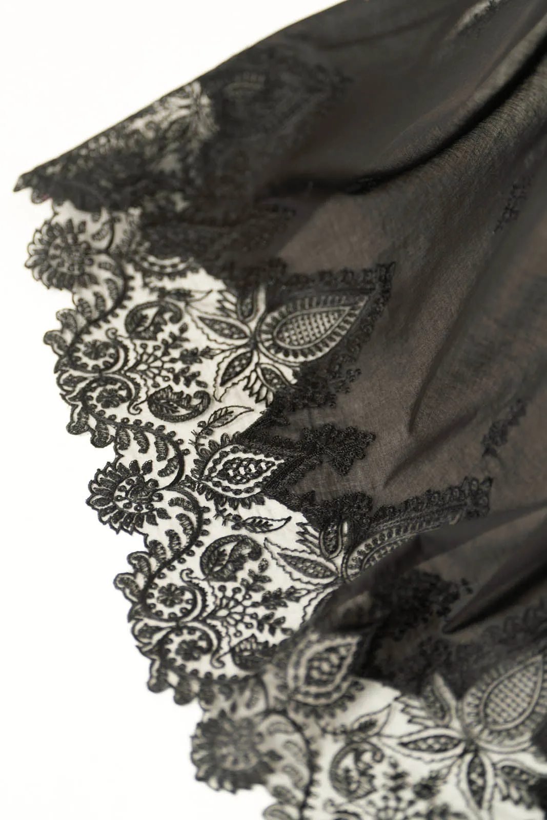 1 Piece Lawn Embroidered Shawl (CH0005)