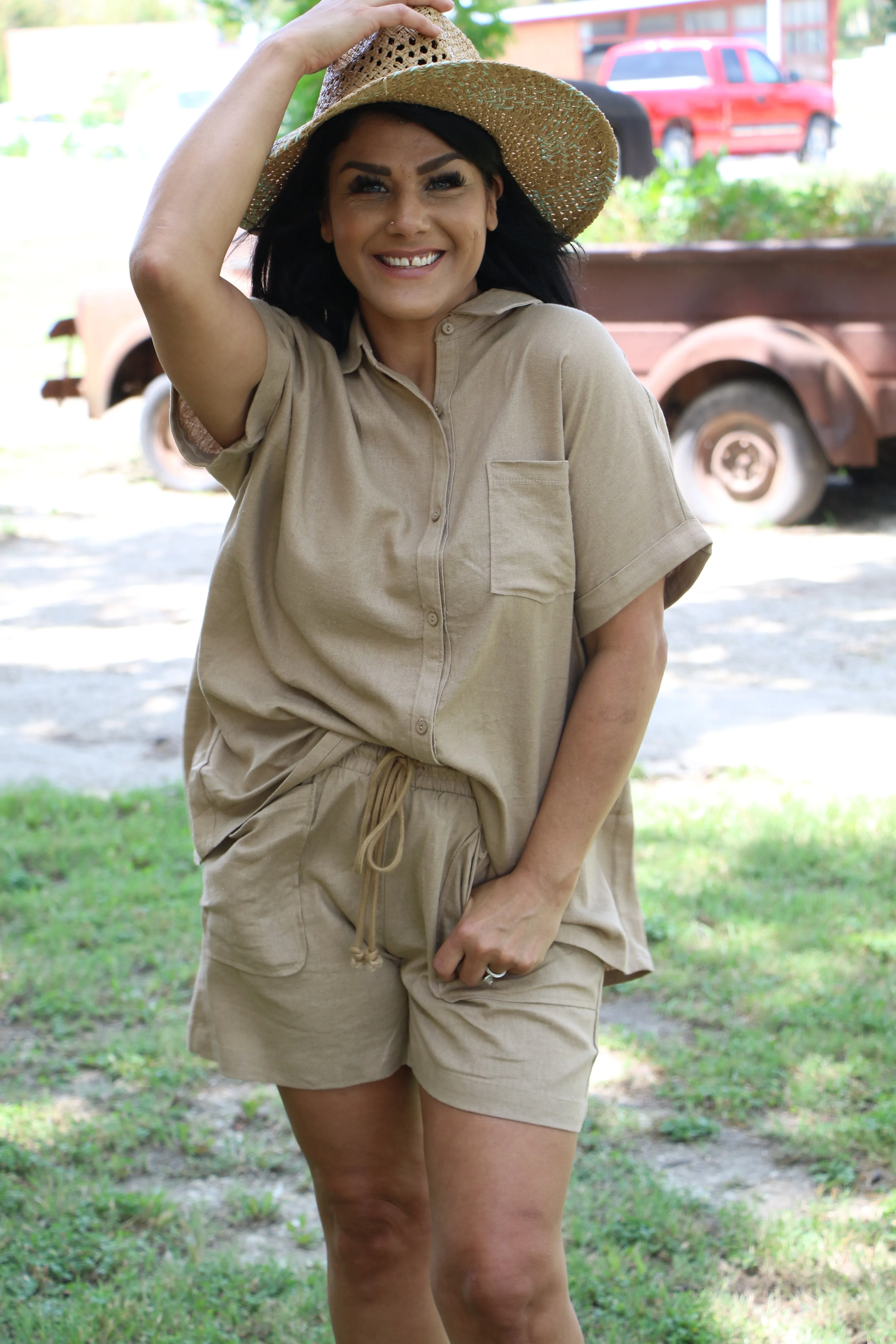 541 CAMEL SHORT