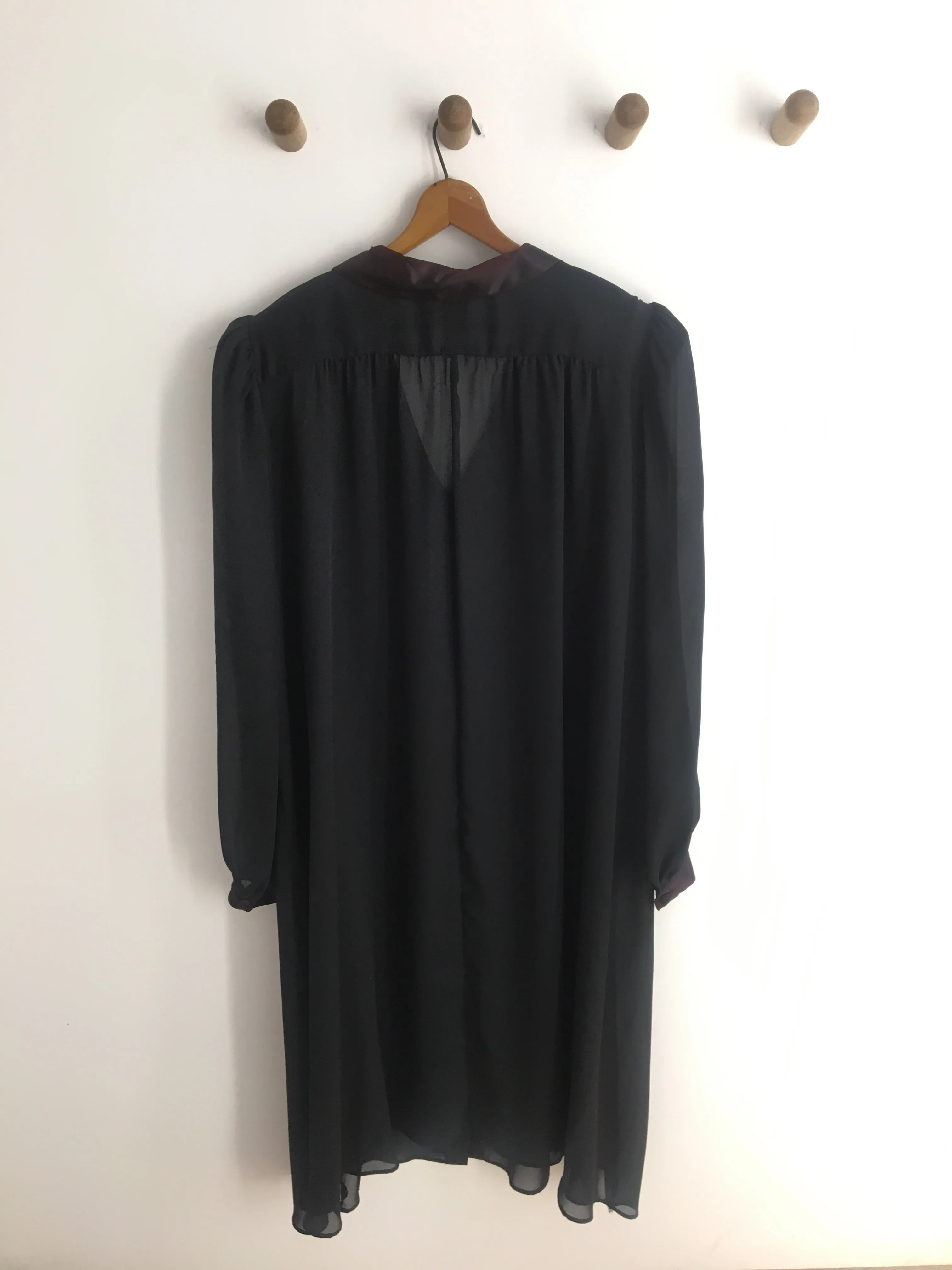 70’s BLACK SHEER DUSTER / EXTRA LARGE