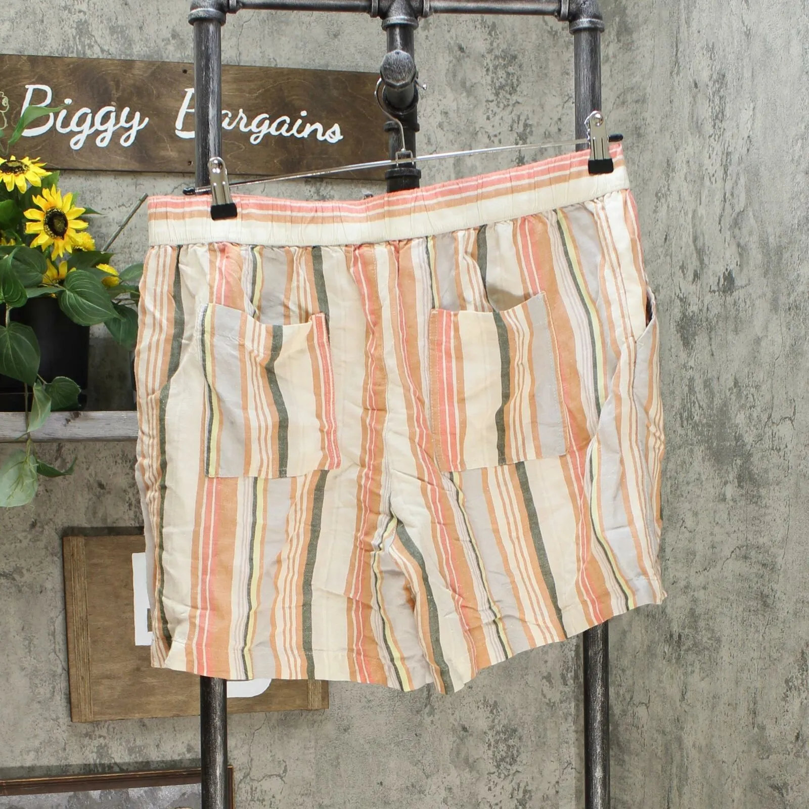 A New Day Women's Mid Rise Linen Pull On Shorts