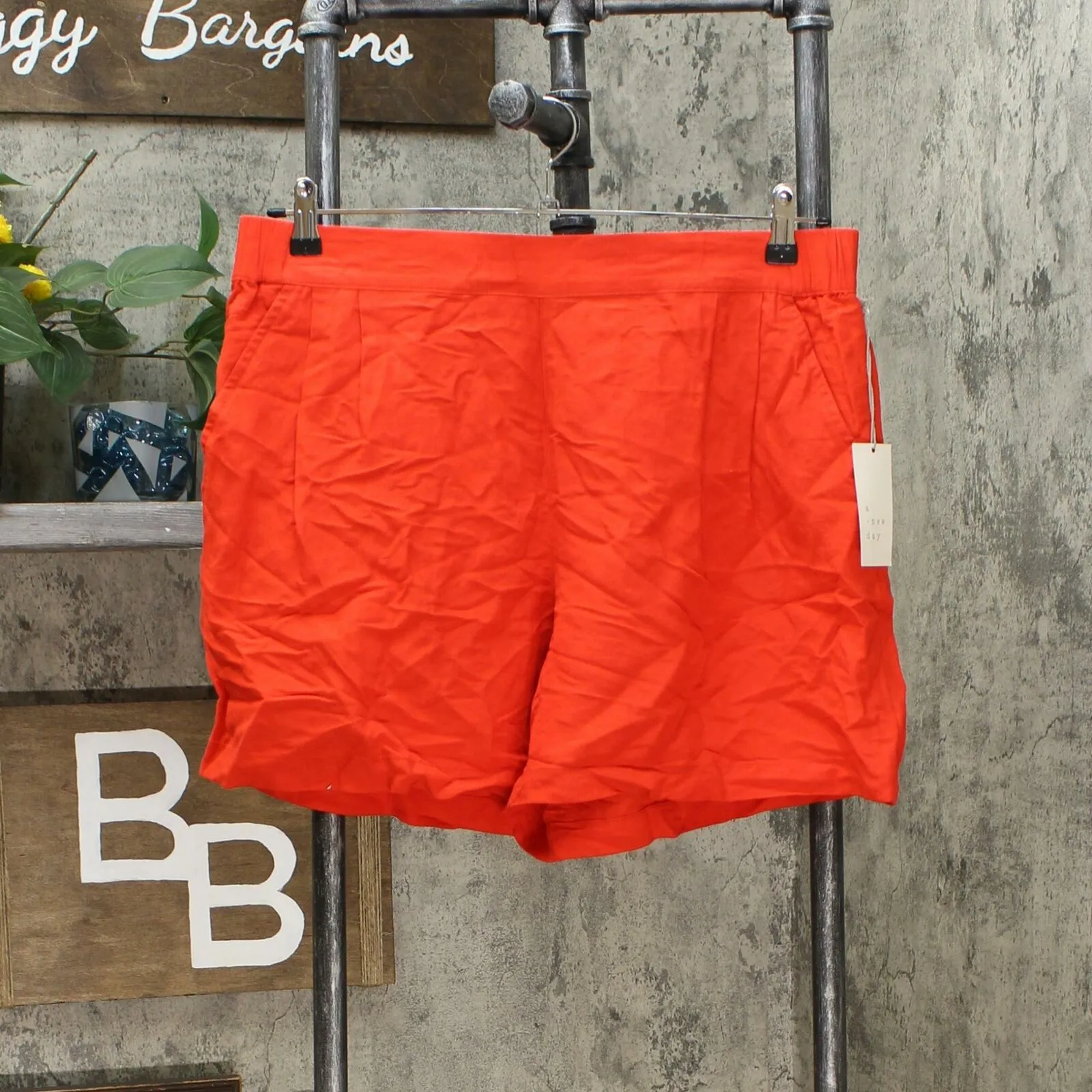 A New Day Women's Mid Rise Linen Pull On Shorts