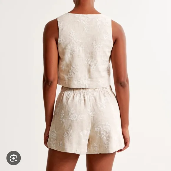 Abercrombie Linen-blend embroidered pull on shorts