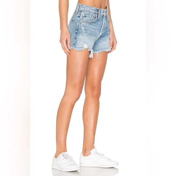 AGOLDE Parker Distressed Denim Shorts in Swapmeet Size 27.
