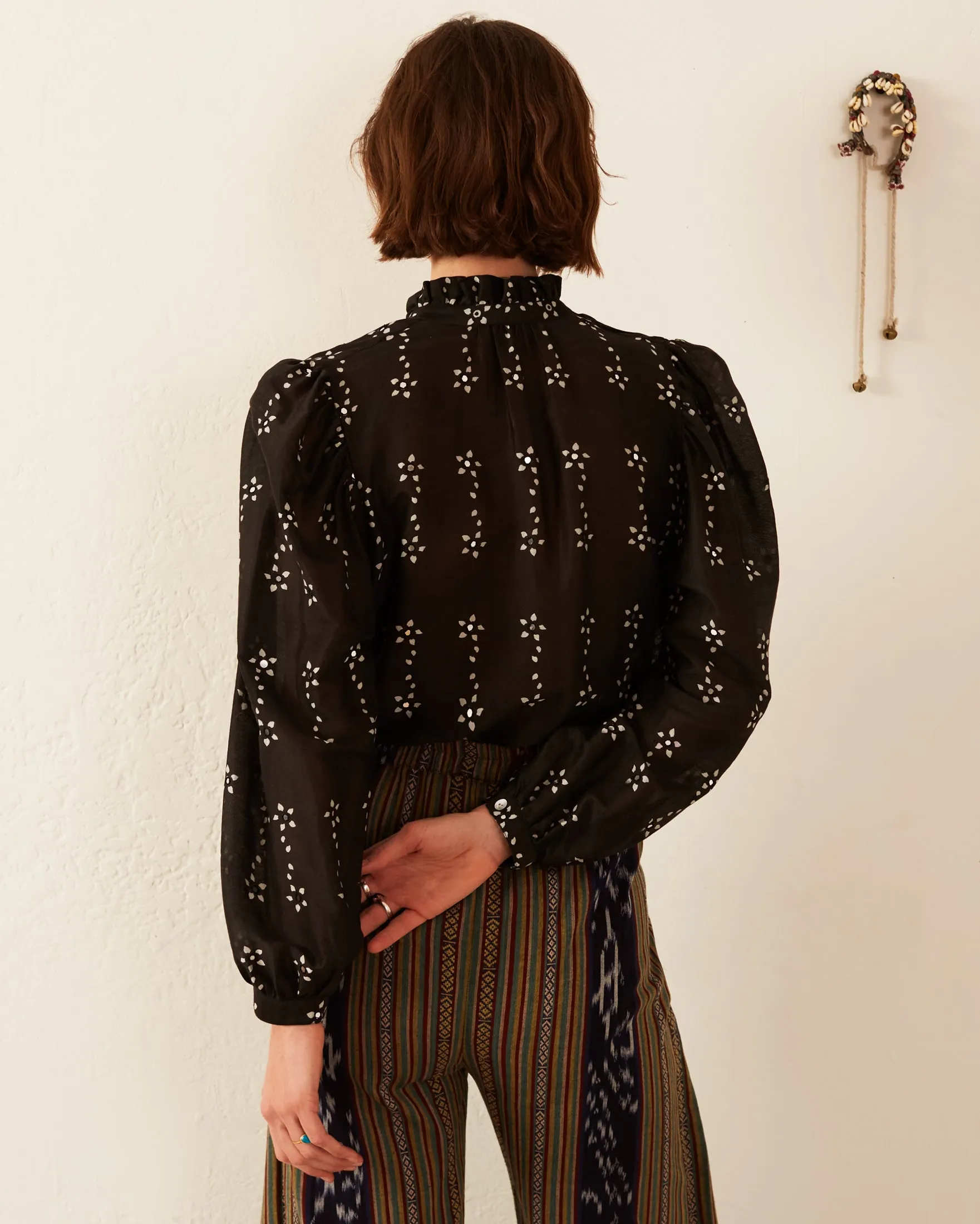 Annabel Black Daisy Shirt