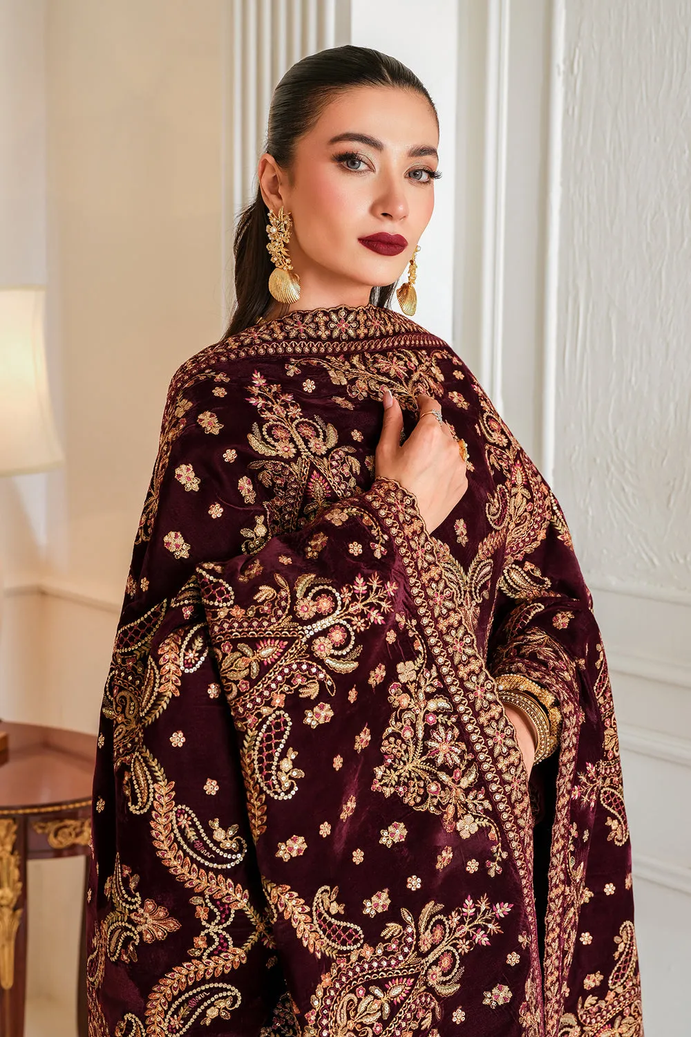 BAROQUE | Velvet Shawl -VS-49
