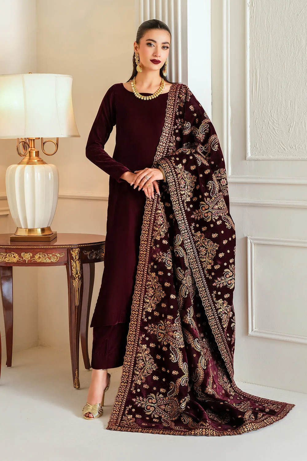 BAROQUE | Velvet Shawl -VS-49