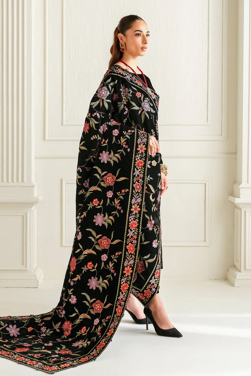 BAROQUE | Velvet Shawl -VS-50