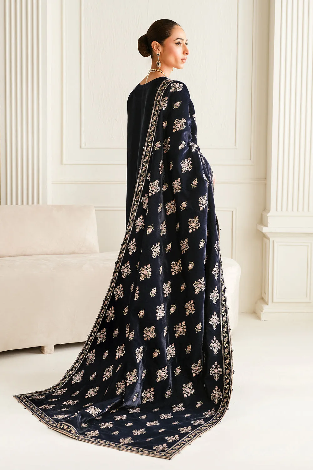 BAROQUE | Velvet Shawl -VS-53