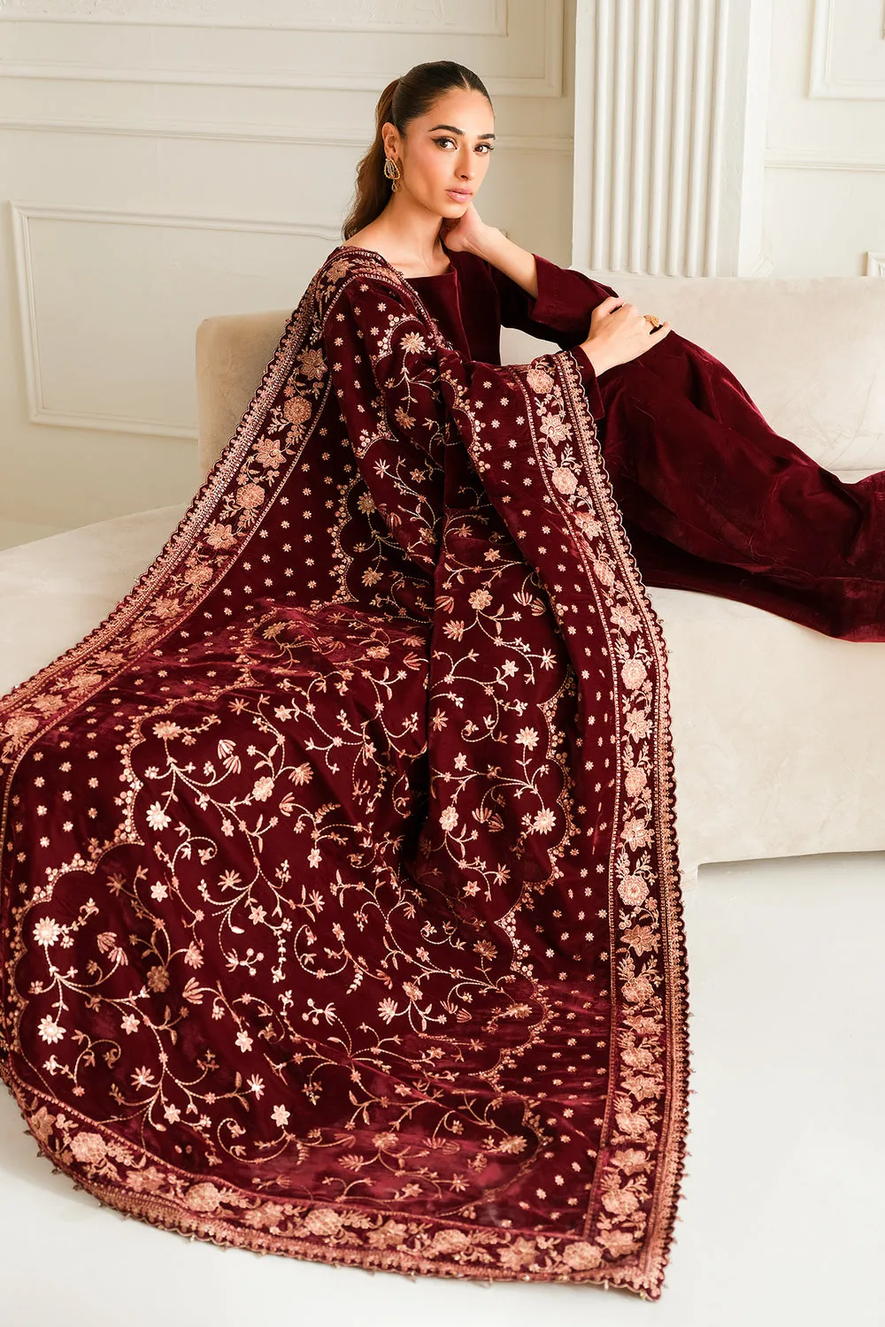 BAROQUE | Velvet Shawl -VS-56
