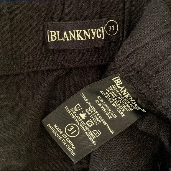 BlankNYC Black Linen Blend Drawstring Silver Accented Shorts with Zipper Pockets