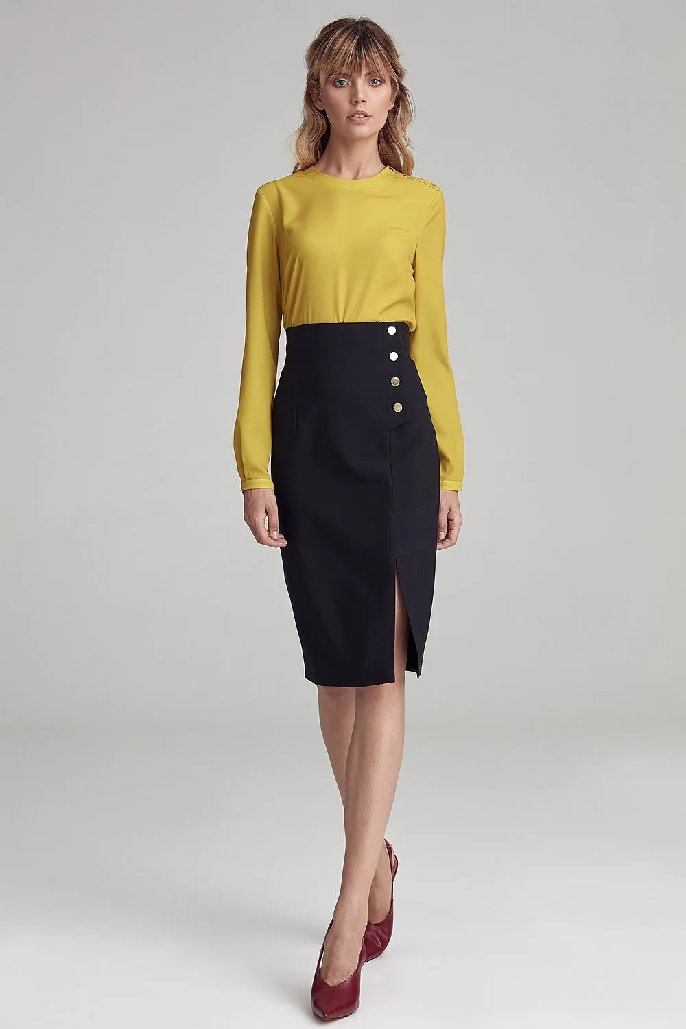 Chic Gold Button Pencil Skirt