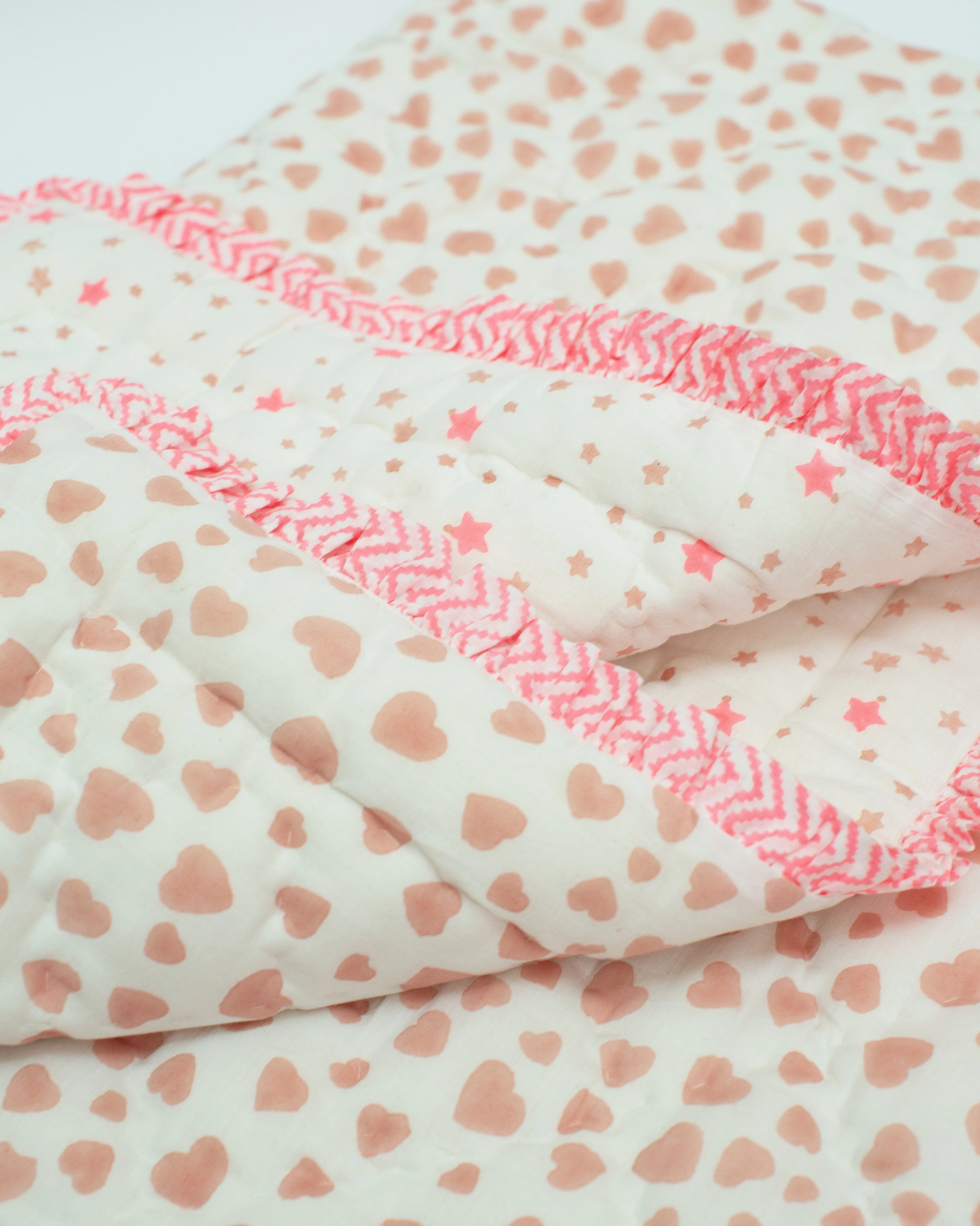 Cosmos Cot Quilt