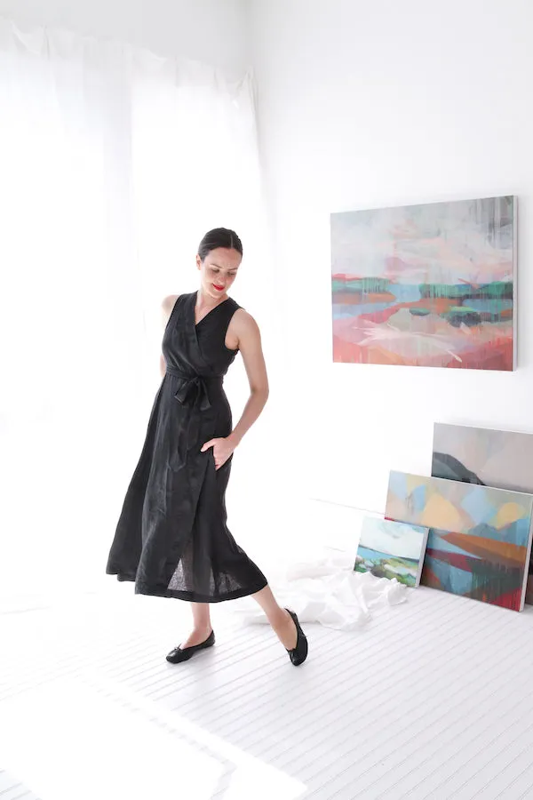 CUISINE APRON DRESS IN BLACK LINEN