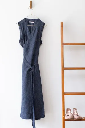 CUISINE APRON DRESS IN INDIGO CHAMBRAY LINEN
