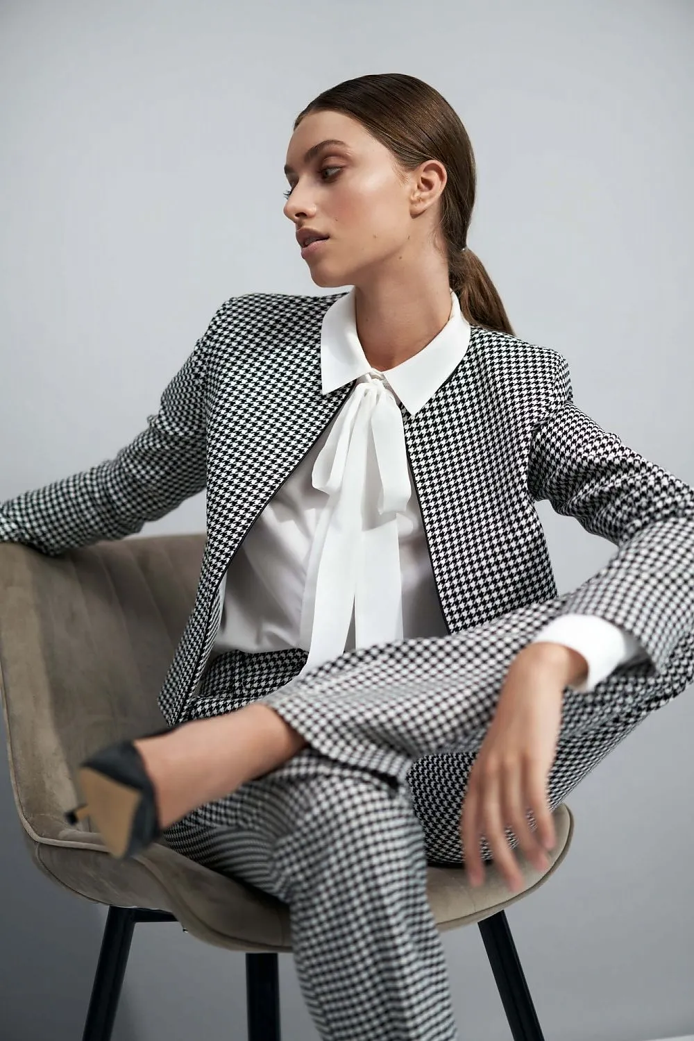 Elegant Peplite Straight-Cut Jacket