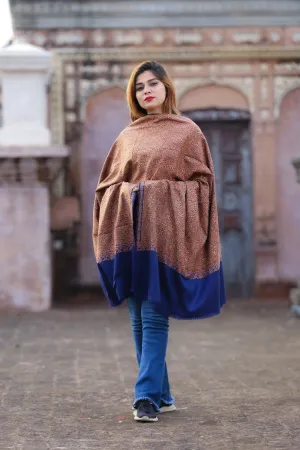 Exotic Navy Blue Colour Embroidered Sozni Shawl Enriched With Beautiful Jaal Pattern Having Paisley And Border