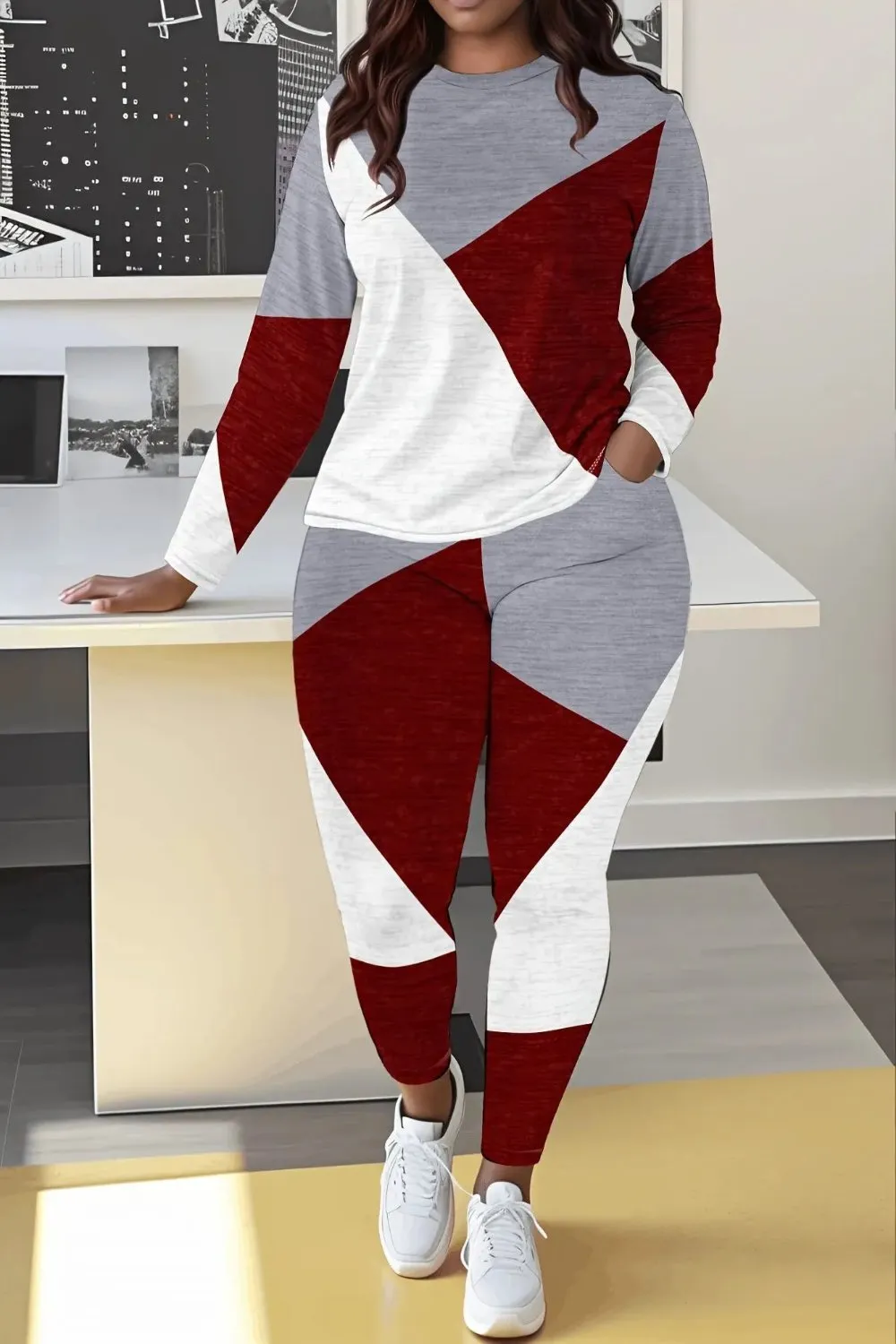 Geometric Print Sweatshirt and Trousers Set