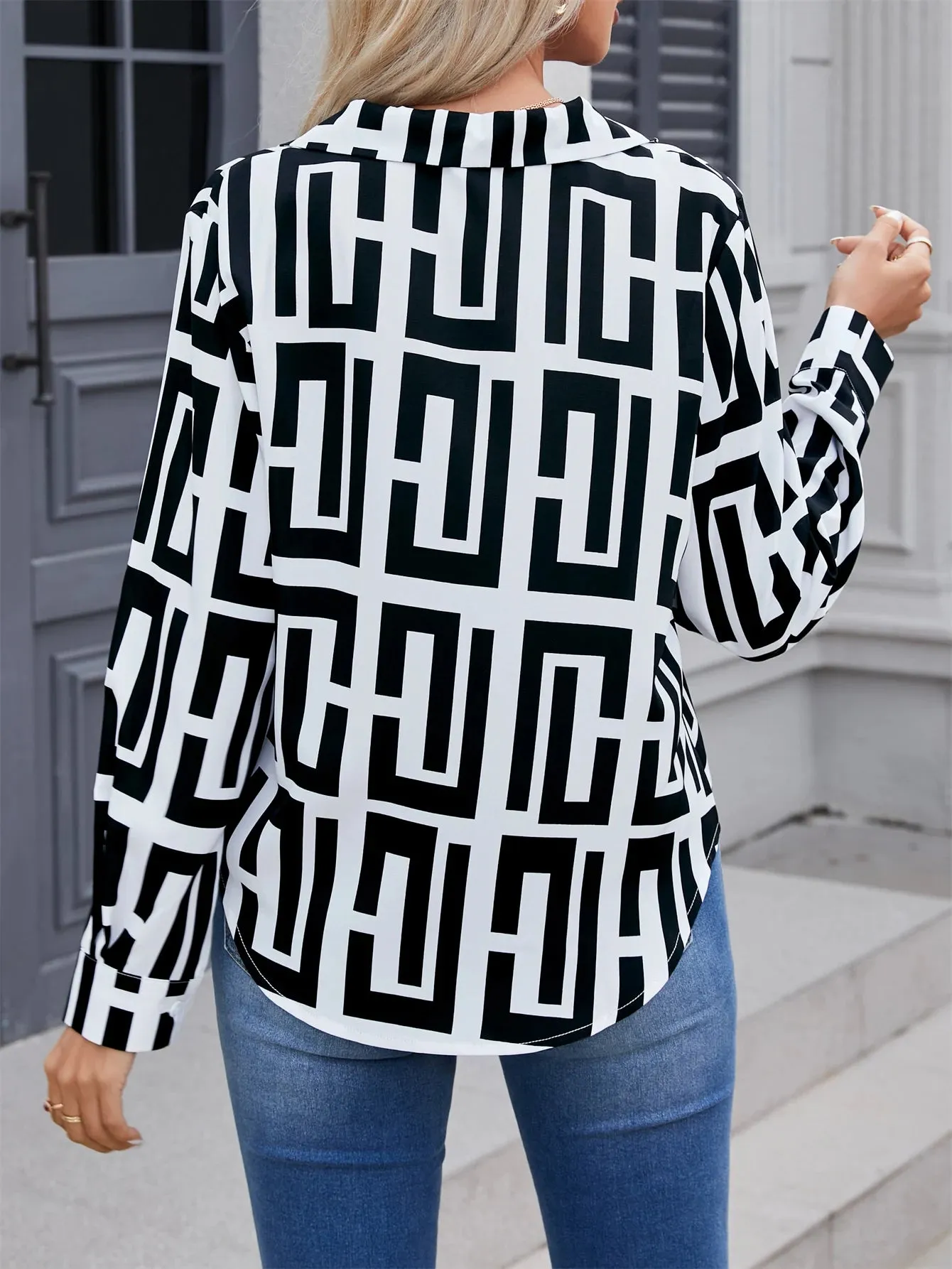 Geometric Printed Long-Sleeved Shirt