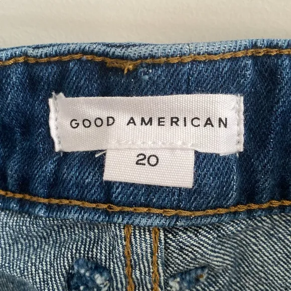 Good American Cutoff Denim Shorts Sz 20 NWT