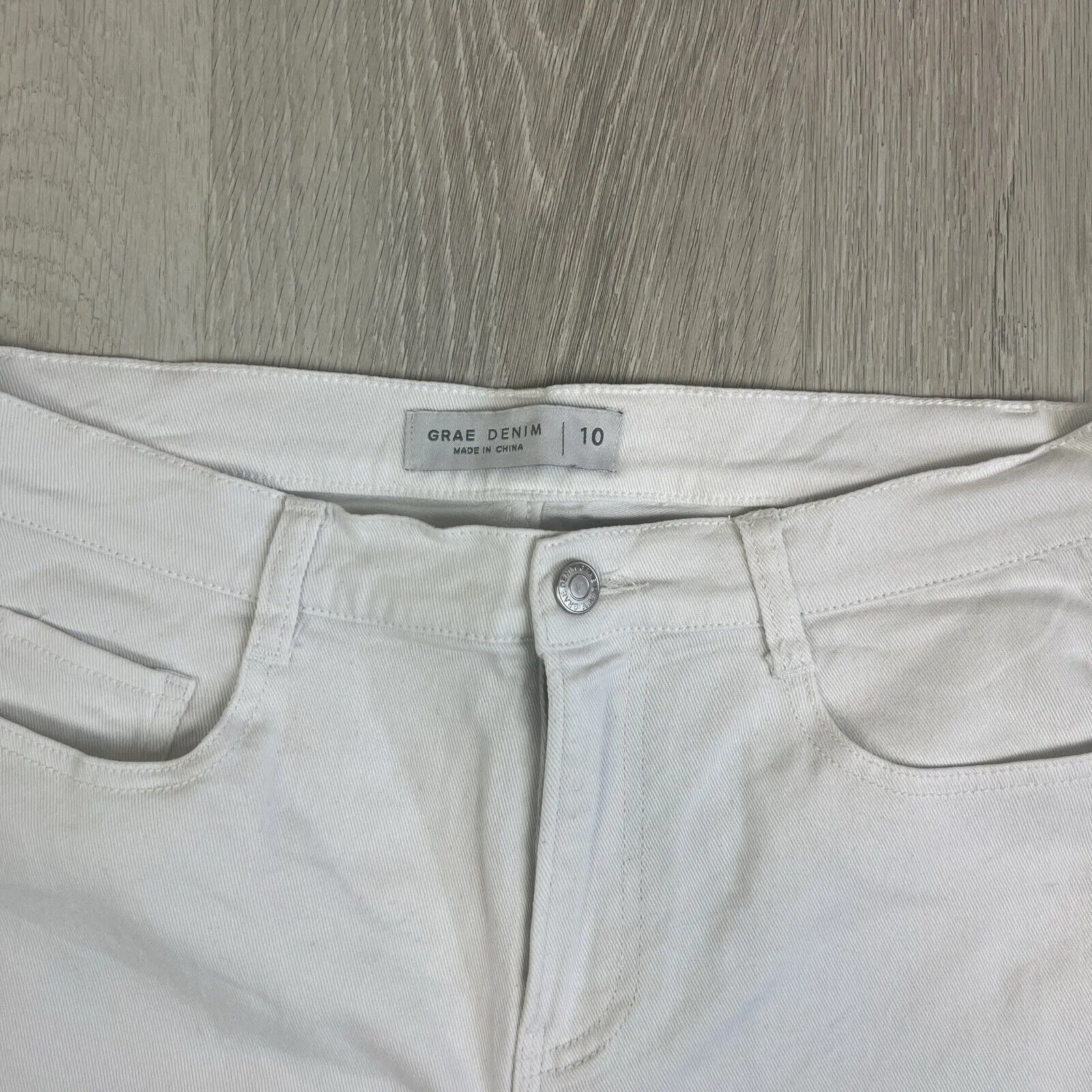 Grae Denim Suzanne Grae Womens White Denim Shorts Size 10