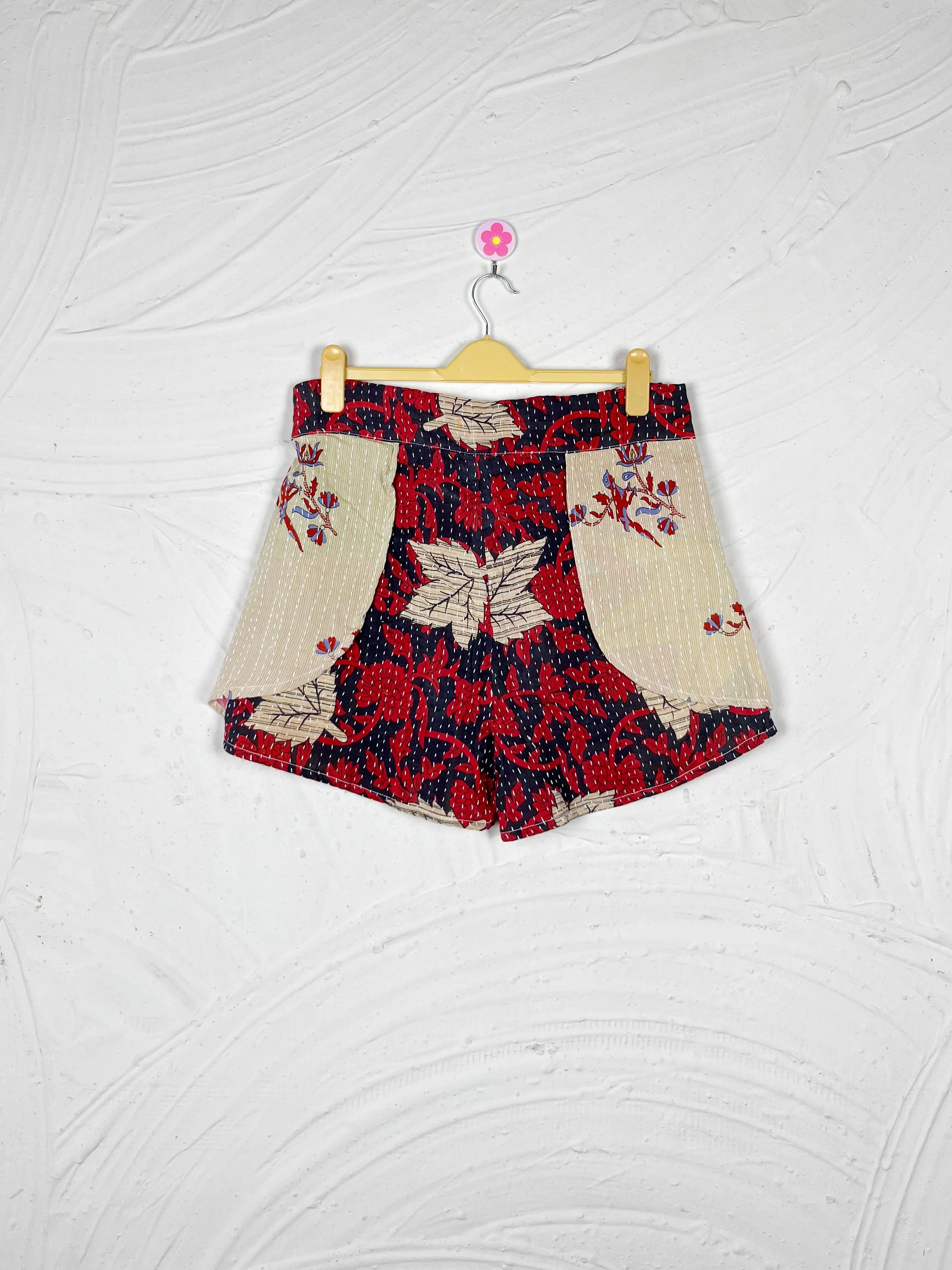 Happy Dance Shorts DCOSSH  M 11