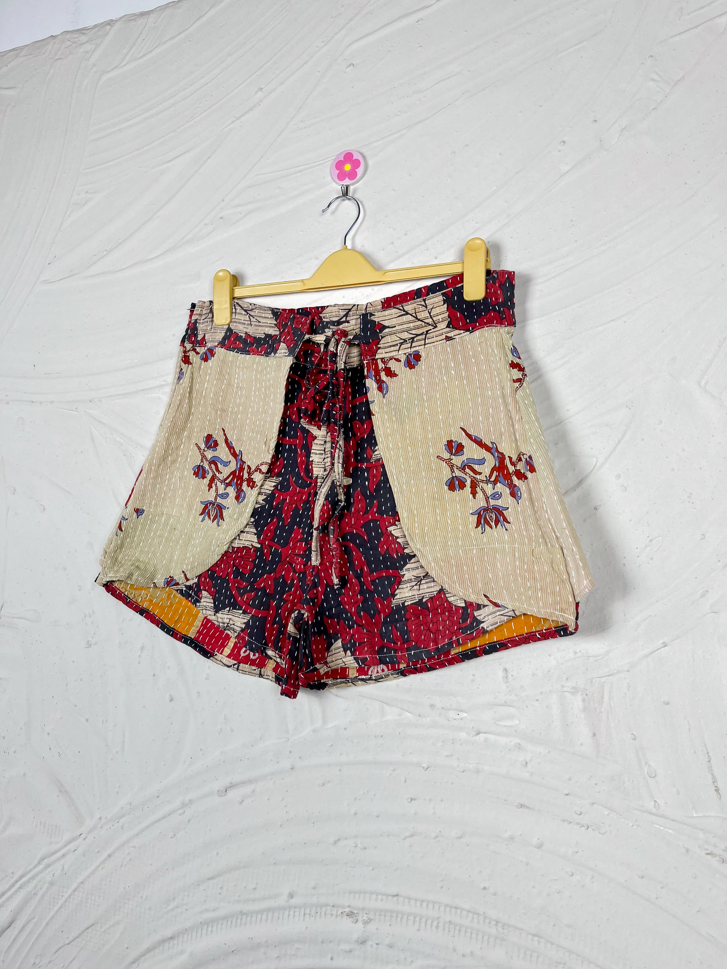 Happy Dance Shorts DCOSSH  M 11