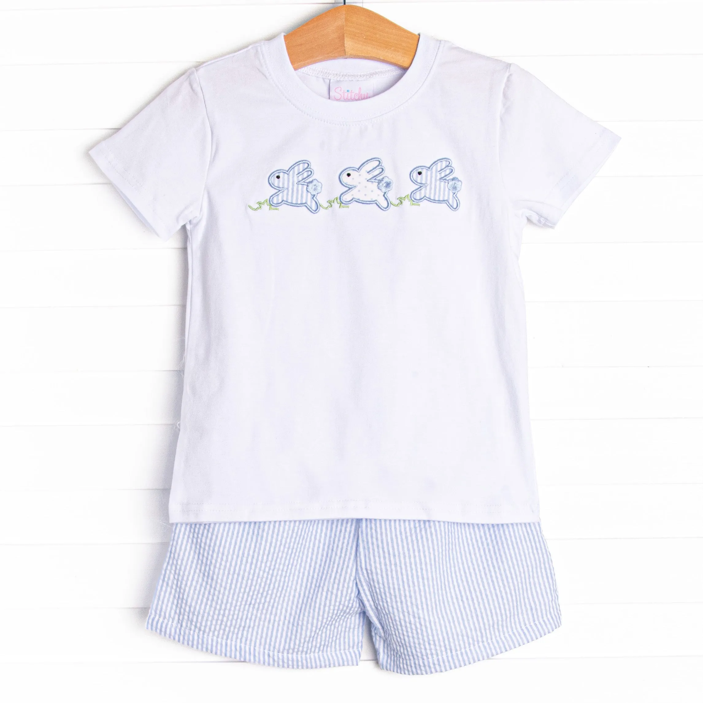 Hippity Hoppity Applique Short Set, Blue Seersucker