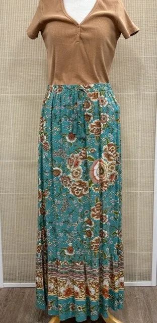 Jade Femme Maxi Skirt