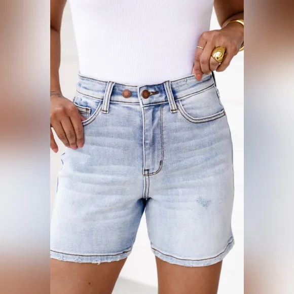 Judy Blue High Rise Two Button Light Wash Midi Denim Dad Shorts S-3XL NEW