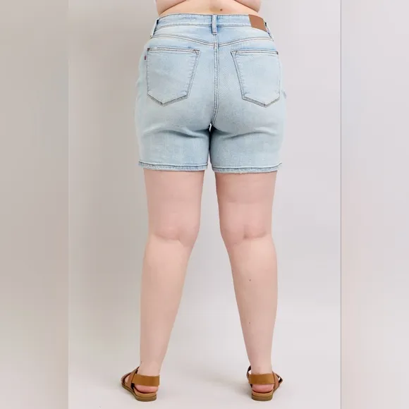 Judy Blue High Rise Two Button Light Wash Midi Denim Dad Shorts S-3XL NEW