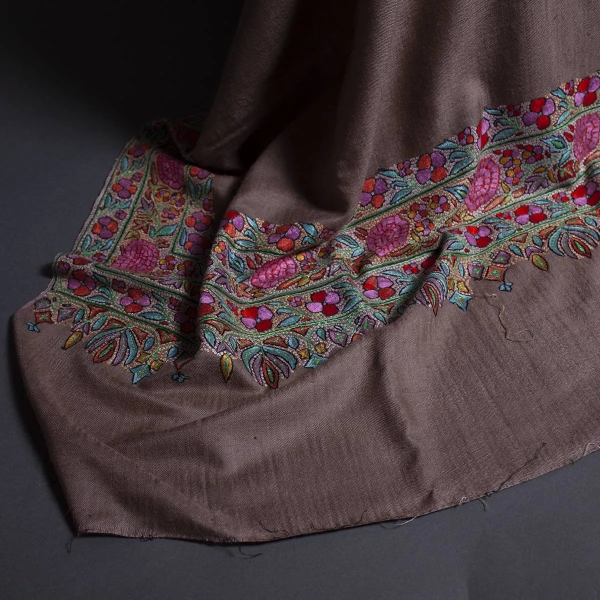 Khudrang Paldar Sozni Embroidered Pashmina Shawl