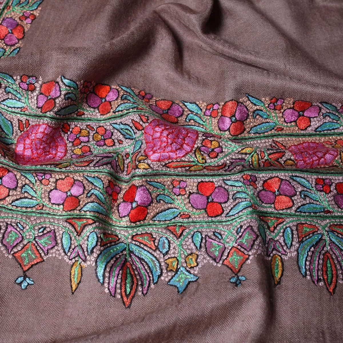 Khudrang Paldar Sozni Embroidered Pashmina Shawl