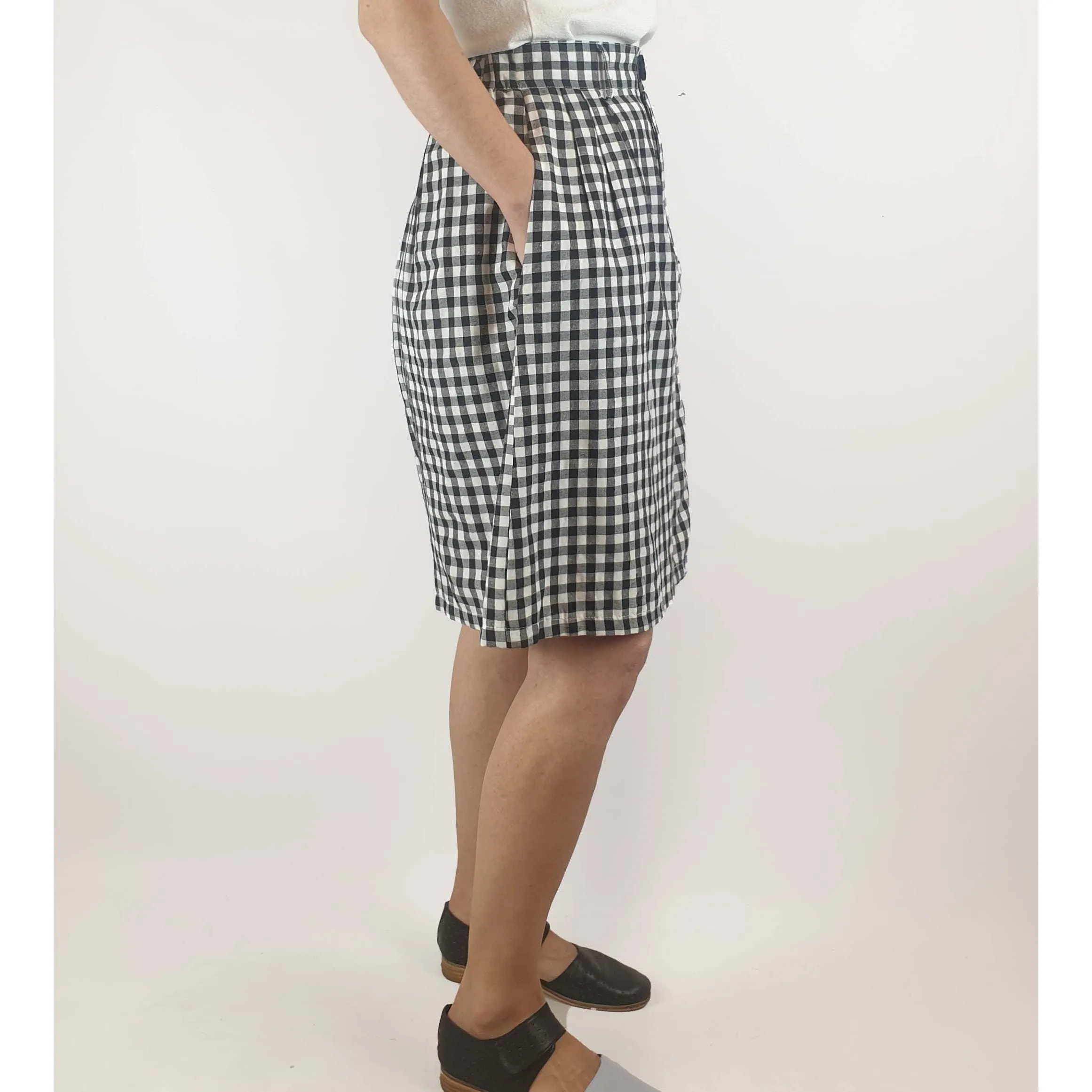Kindling black and white gingham pencil skirt size 6 (fits sizes 6-8)