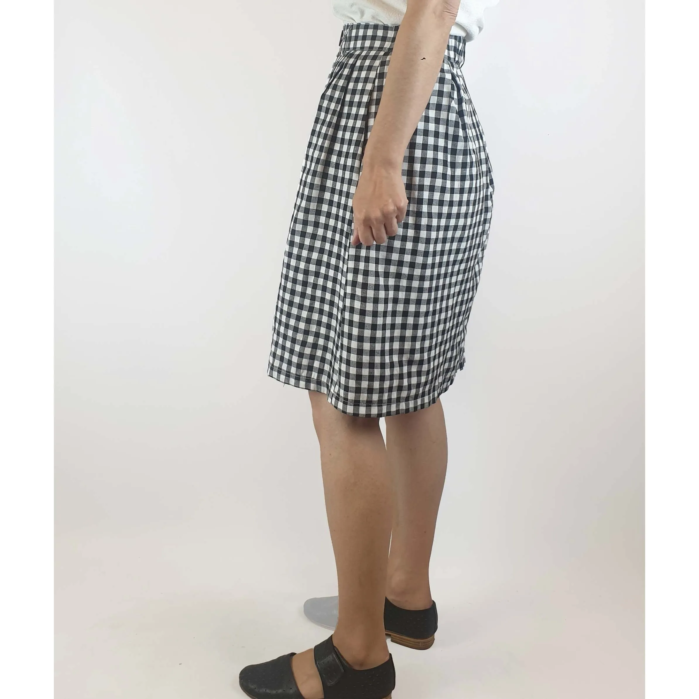 Kindling black and white gingham pencil skirt size 6 (fits sizes 6-8)