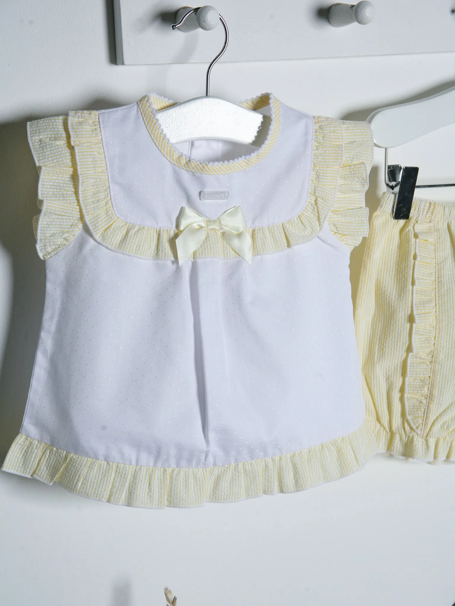 Lemon & white seersucker short set