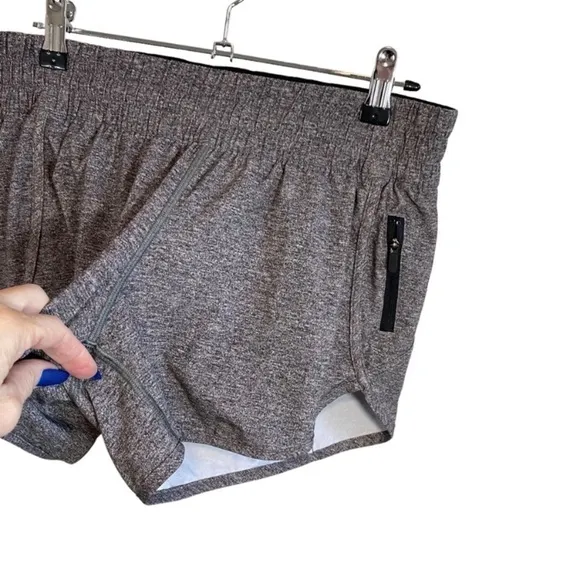Lululemon Hotty Hot Low-Rise Lined Short Marled Gray Size 8 lululemon athletica