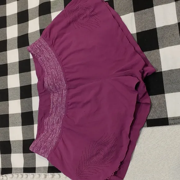 Lululemon Shorts Size 6