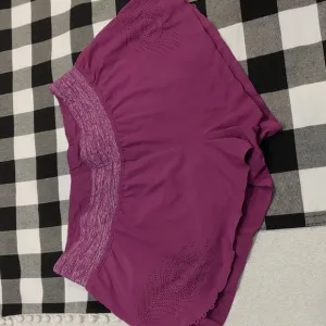 Lululemon Shorts Size 6