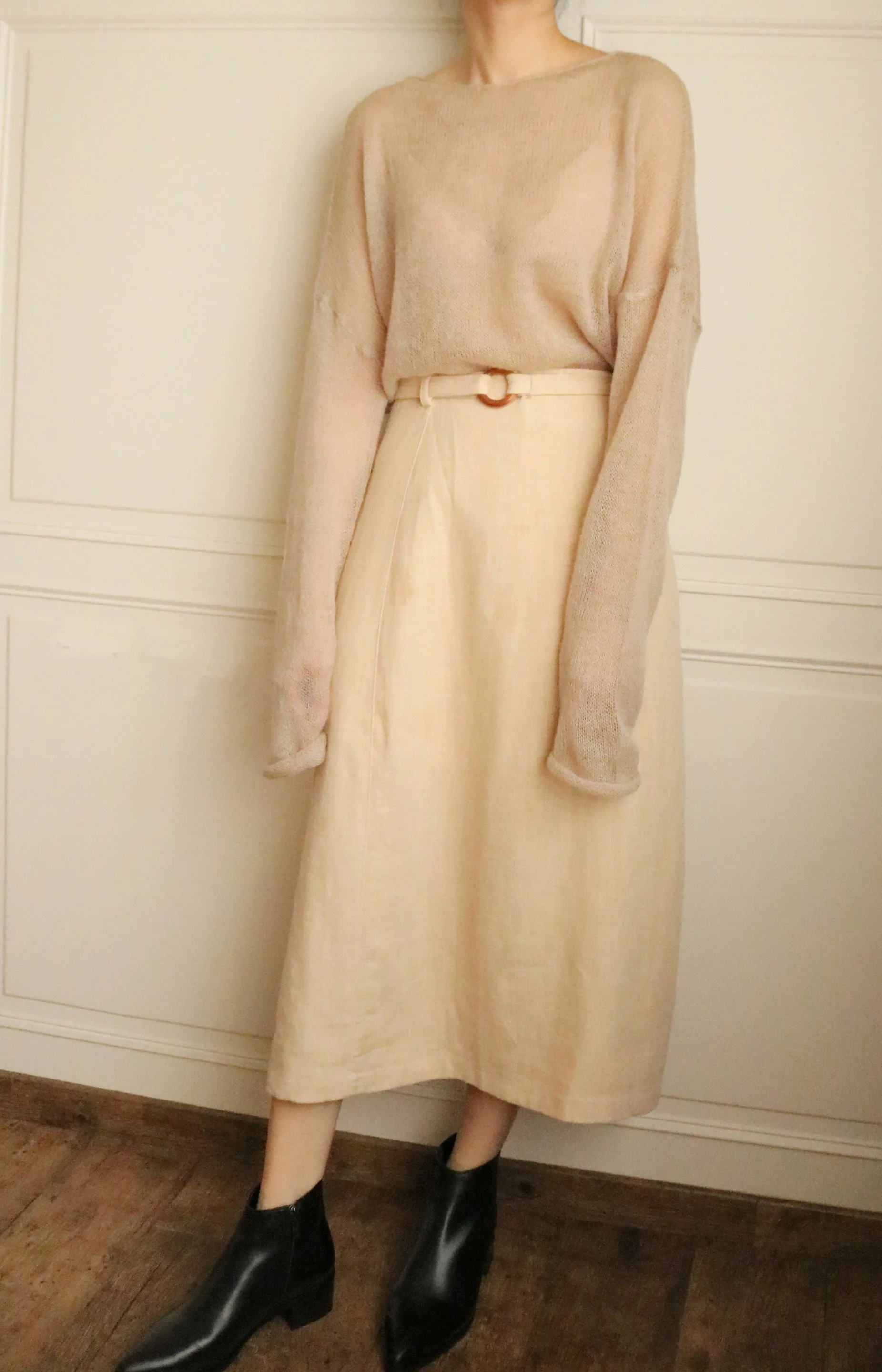 mae sweater-sold out