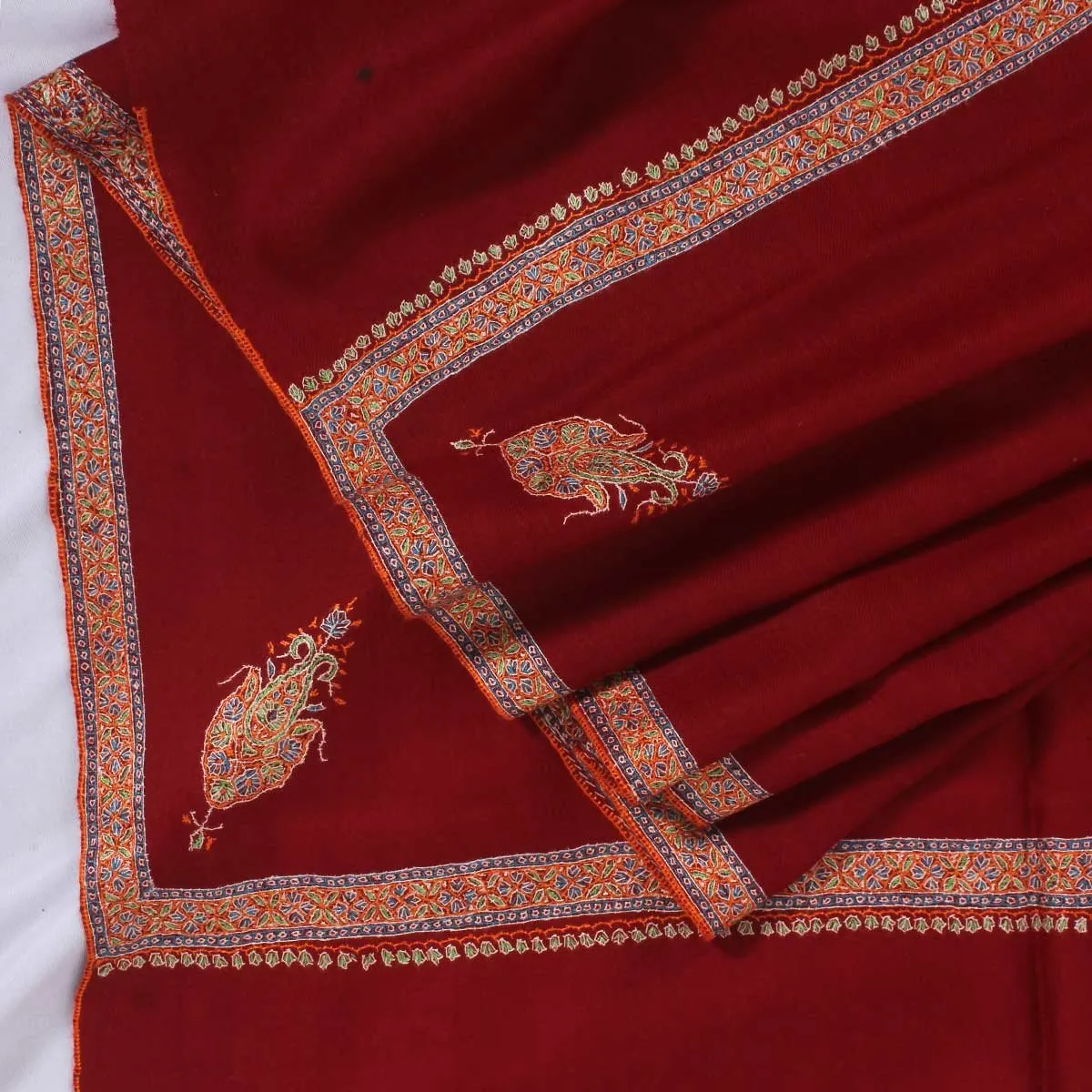 Maroon sozni Embroidered Hashidaar Pashmina Shawl
