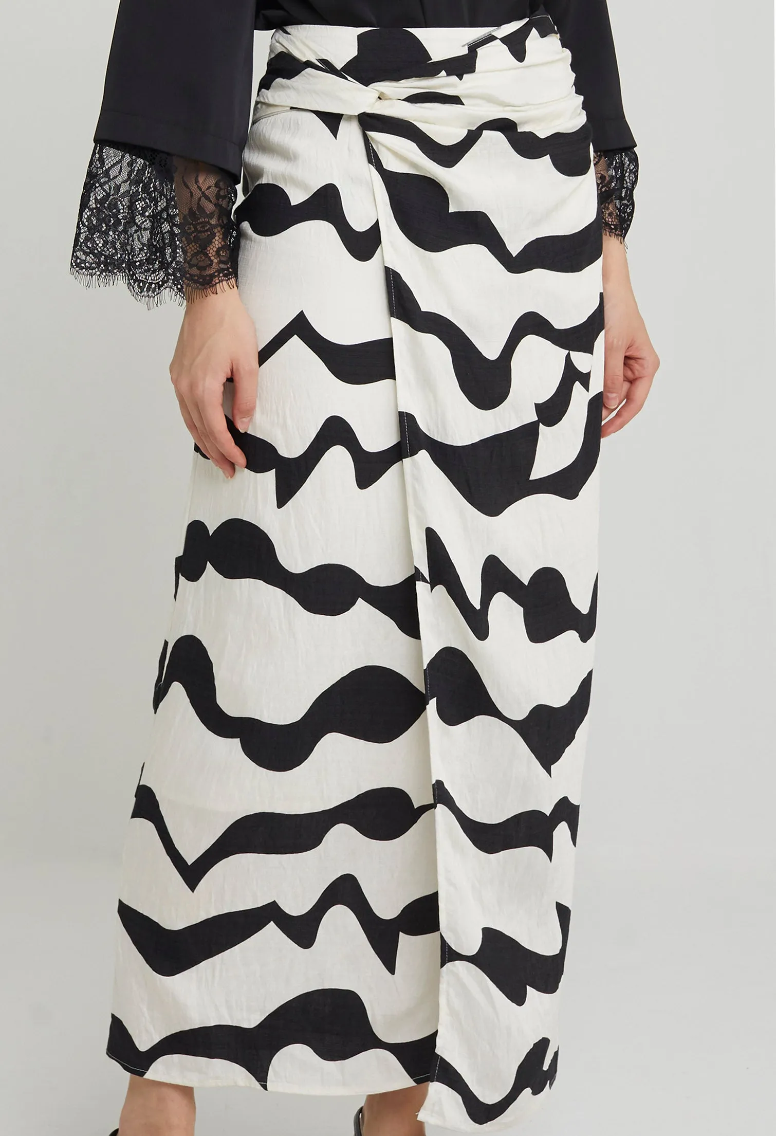 Melty Indulgence Maxi Skirt