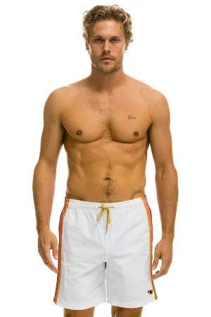 MEN'S 5 STRIPE FLEX SHORTS 7 INCH - WHITE