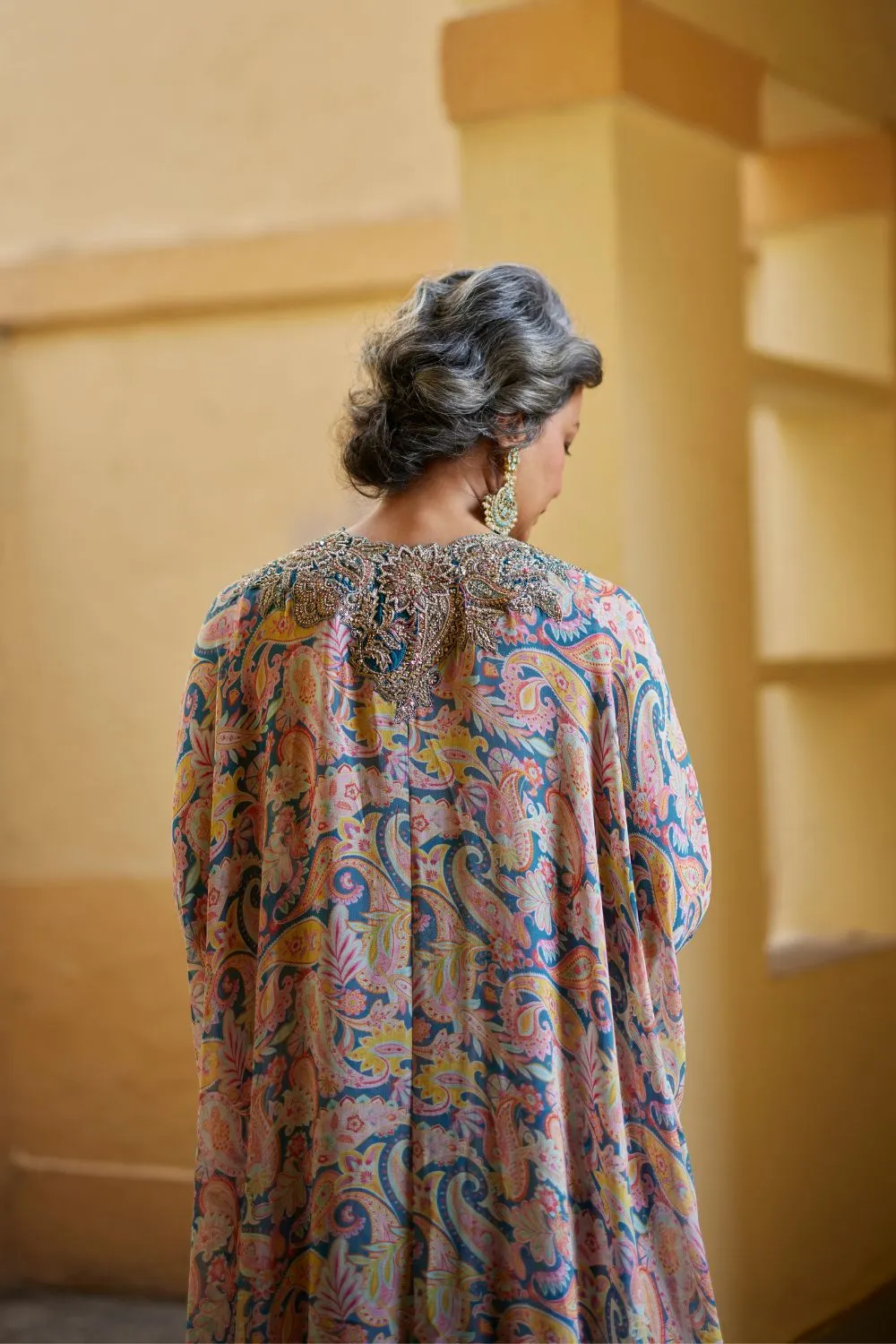 Mihir Cape Set