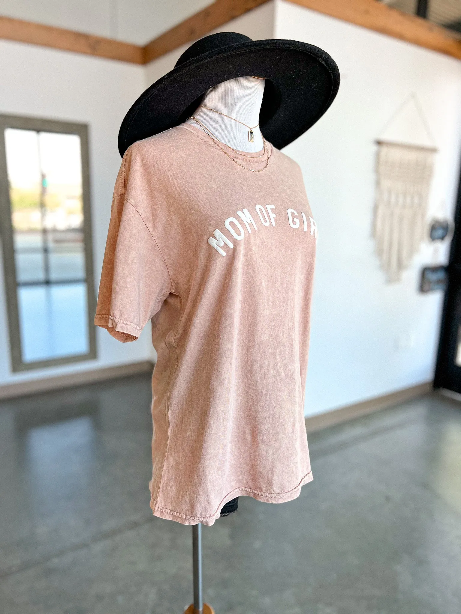 Mom of Girls Tee