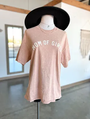 Mom of Girls Tee