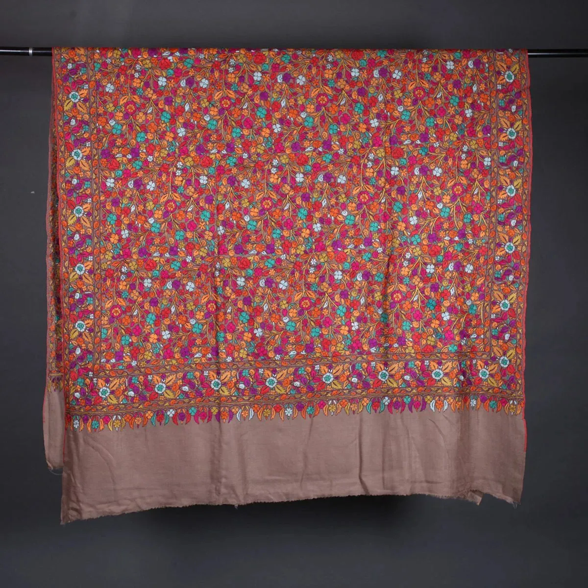 Natural Base Sozni Embroidered Jamawar Pashmina Shawl