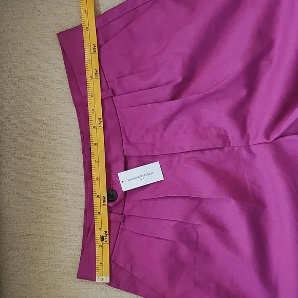 New BR Linen Blend Shorts Size 6