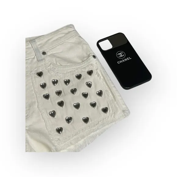new LF Carmar ❤︎︎ Cut Off Fray Shorts ❤︎︎ Crystal Hearts ❤︎︎ Denim Rinse White